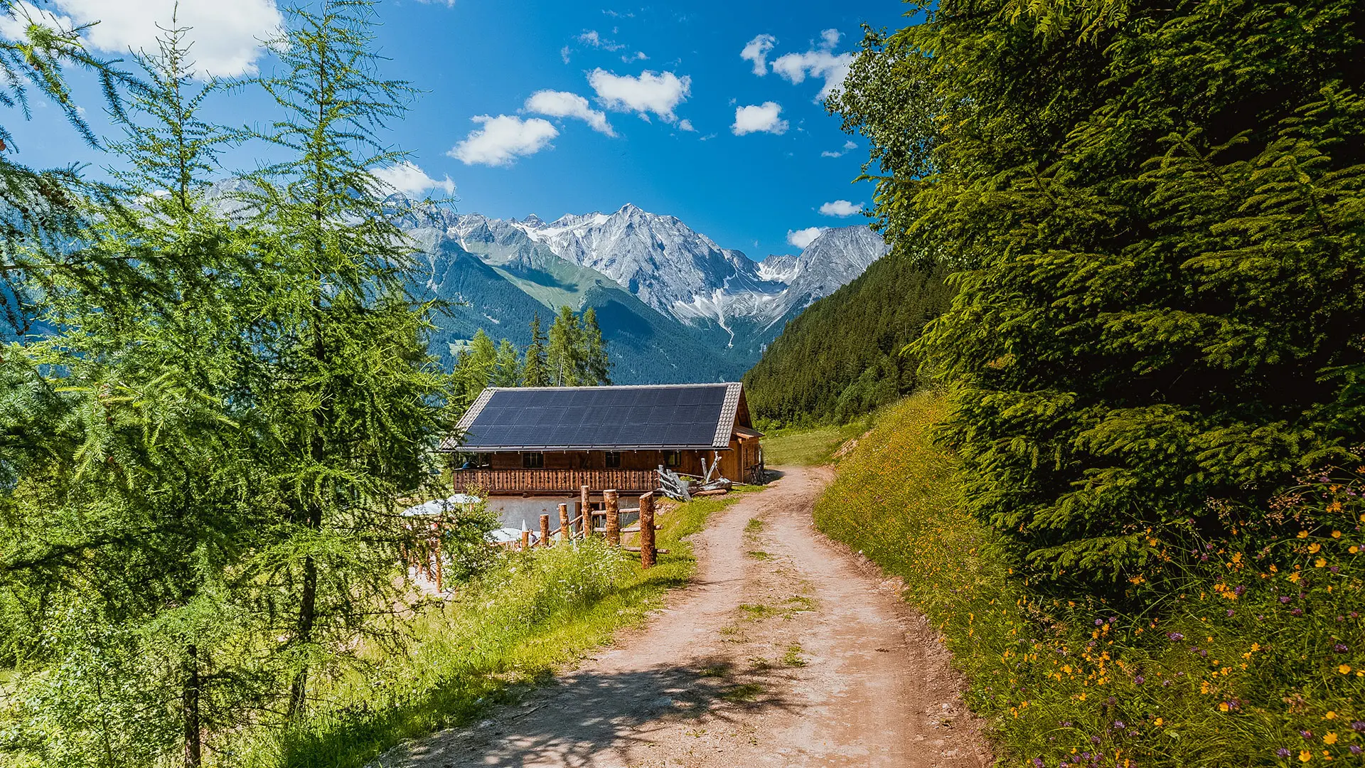 In Antholz befindet sich die Hofstatt Alm der Familie Egger